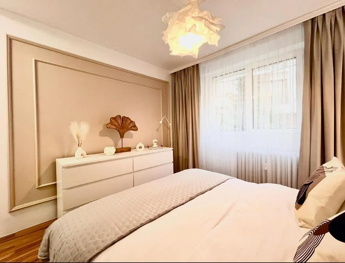 Central Dorobanti Unique Designed Apartment Bucareste