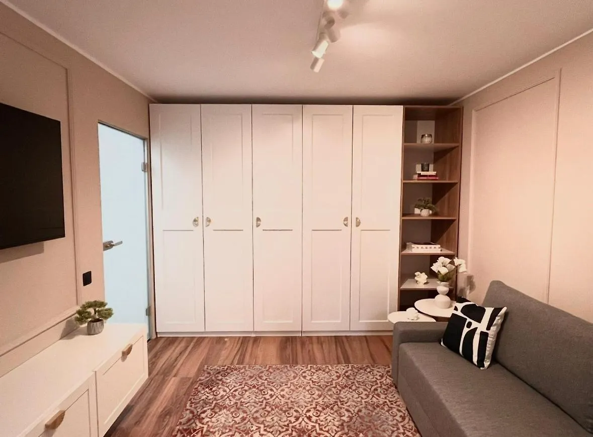 Central Dorobanti Unique Designed Apartment Bucareste 0*,  Roménia